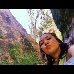 Meet your Posher, Darien